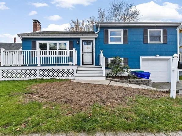 133 Crescent St, Rockland, MA 02370