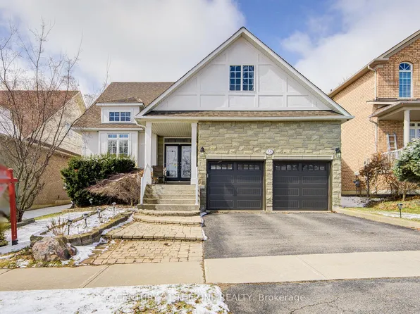 58 Shadow Falls Dr, Richmond Hill, ON L4E 4J9