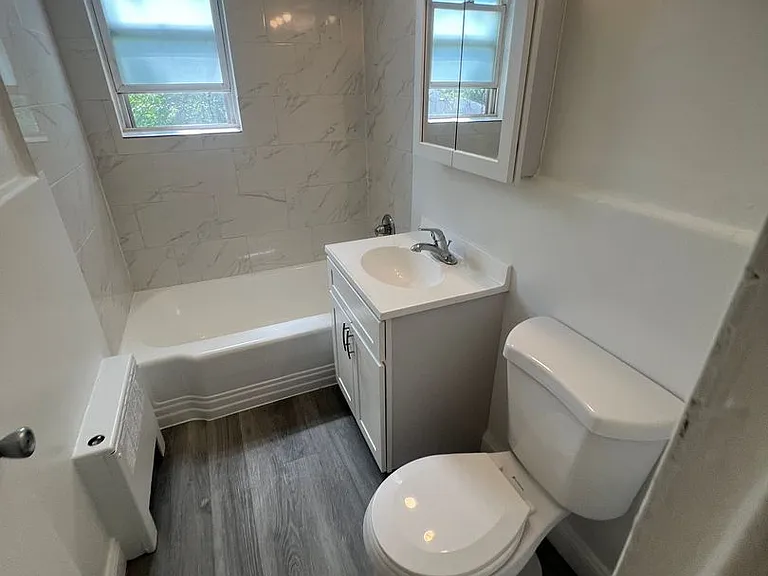 151 S Munn Ave — Photo 9