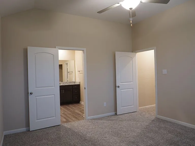 1823 Dahlia Way — Photo 22