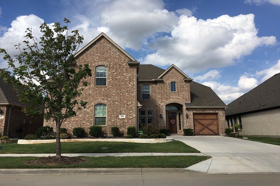 1st image of 709 Sandbox Dr