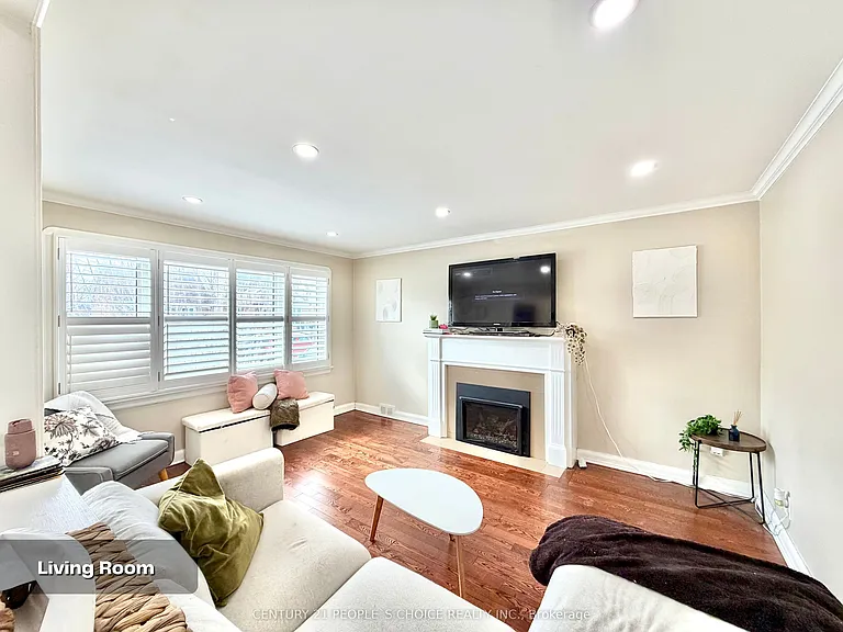 67 Highland Ave #MAIN FLOOR — Photo 8