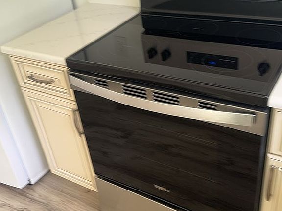 5th image of 1418 Paley Cir SE