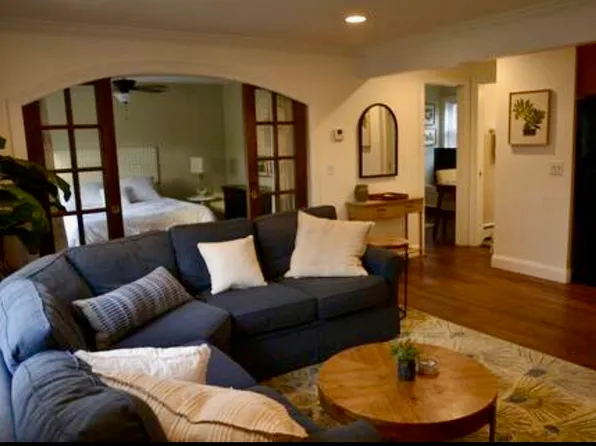 70 Carroll Ave, Newport, RI