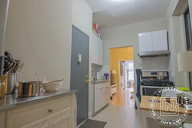 Rented by Nolita Group