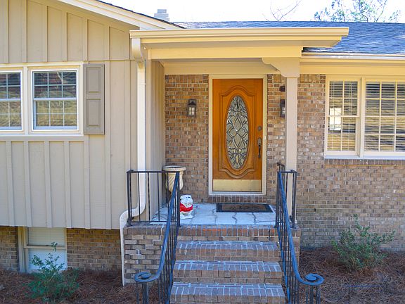 3rd image of 2329 Woodcreek Dr
