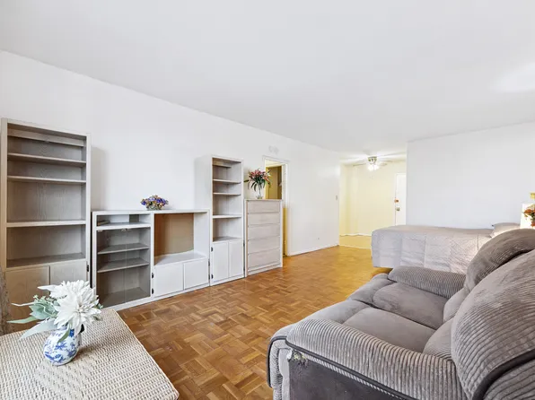 110-45 Queens Boulevard image 10 of 20