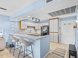 11947 W Appleton Ave UNIT 13, Milwaukee, WI 53224