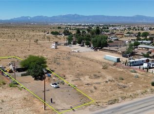 10877 Chamberlaine Way, Adelanto, CA 92301