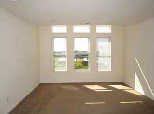 64 W Main St, Somerville, NJ 08876