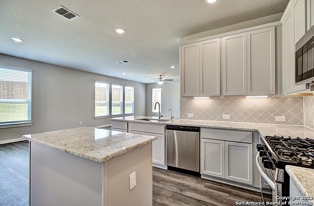 1st image of 8223 Chasemont Court