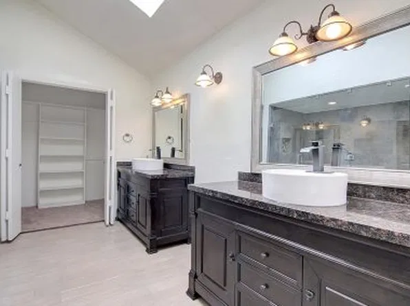 3333 Creekbend Dr, Garland, TX 75044