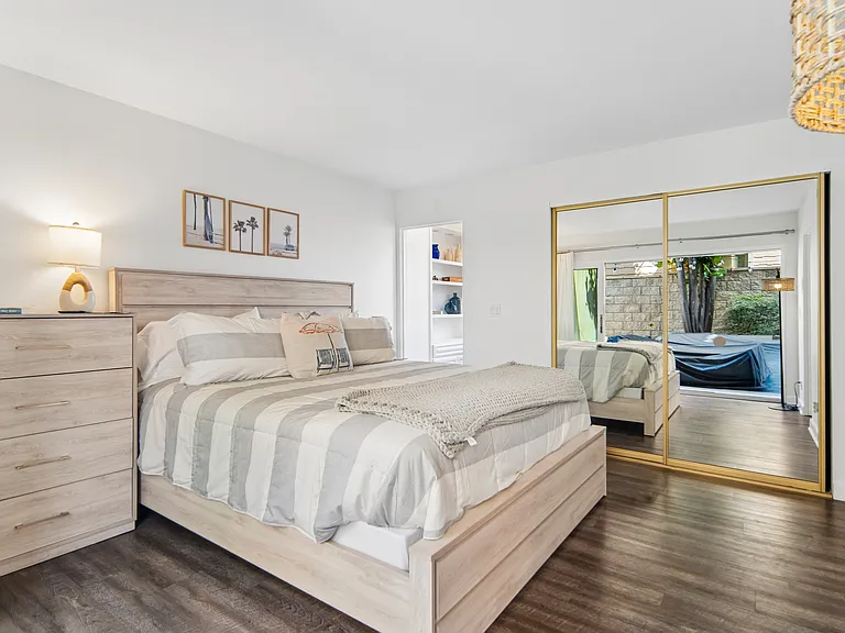 253 Fairview St #253 — Photo 74