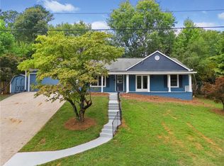 329 Knollwood Ln, Woodstock, GA 30188