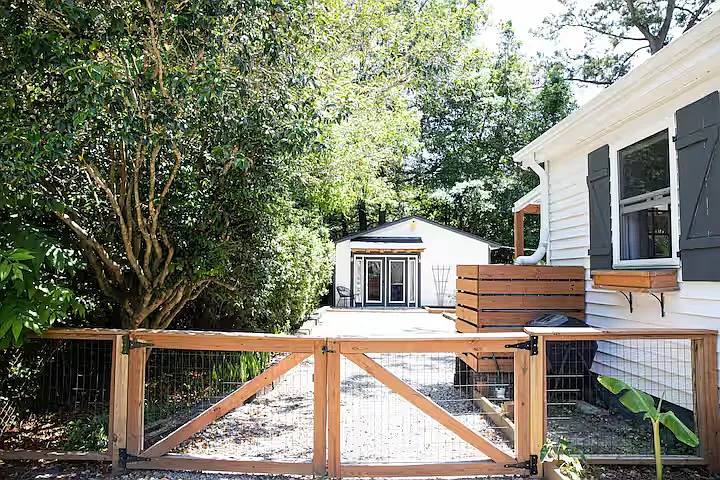 312 Lamont Rd #B — Photo 13