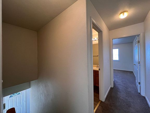 2nd image of 540 Sunny Ln Unit D