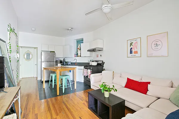 Rented by Compass | media 19