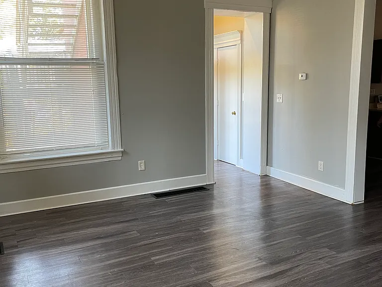 531 W Ormsby Ave #2 — Photo 9