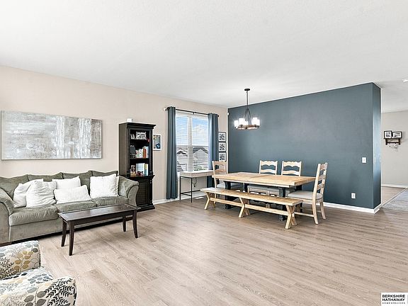 4th image of 8549 S 64th St