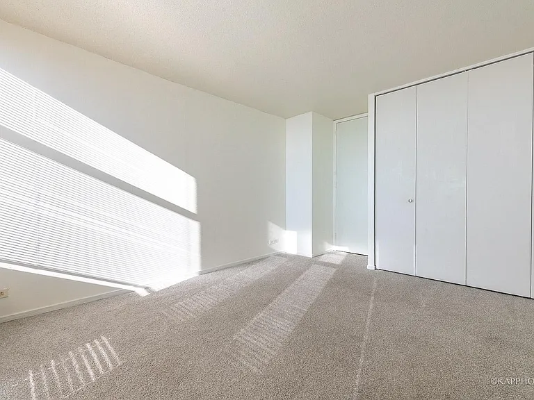 6700 S South Shore Dr #22B — Photo 18