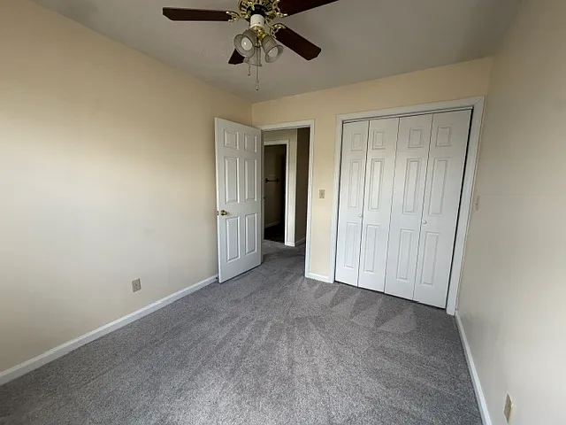 Sleepy Hollow Townhomes — Photo 48