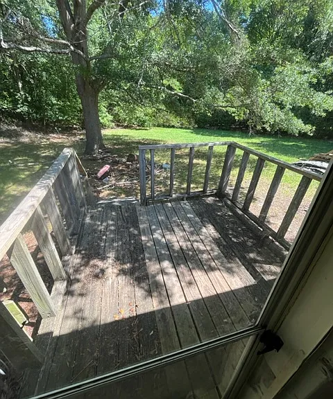 116 Green Ave — Photo 2
