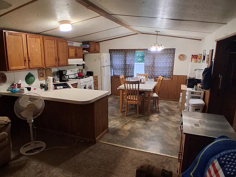 N9323 Berry Ave — Photo 9
