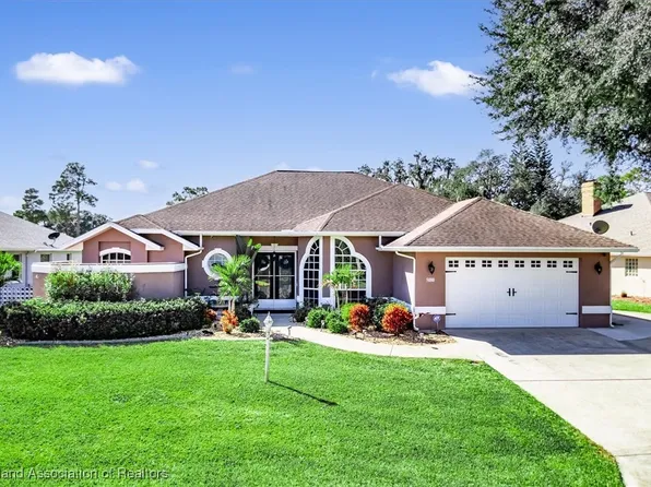 5080 Strafford Oaks Dr, Sebring, FL 33875