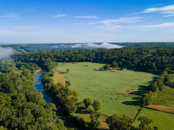 1545 Cedar Hill Rd, Kingston Springs, TN 37082