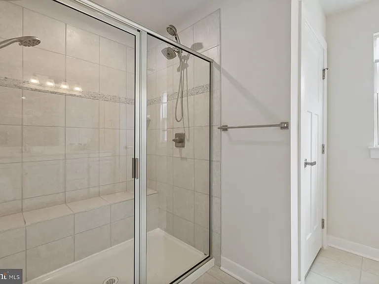 8378 Legacy Cir — Photo 21