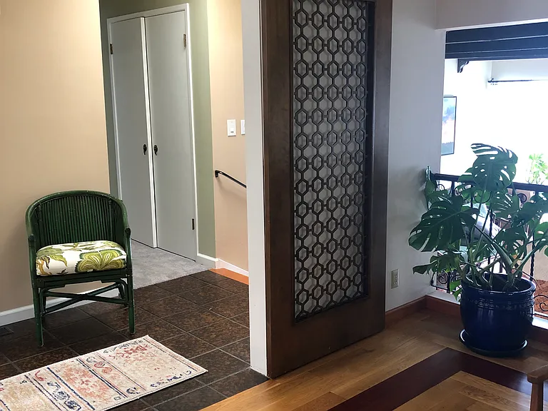 484 Sausalito Blvd — Photo 3
