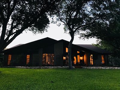 1st image of 1906 Granada Dr