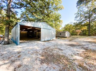 20295 E 1700th Rd, Fair Play, MO 65649