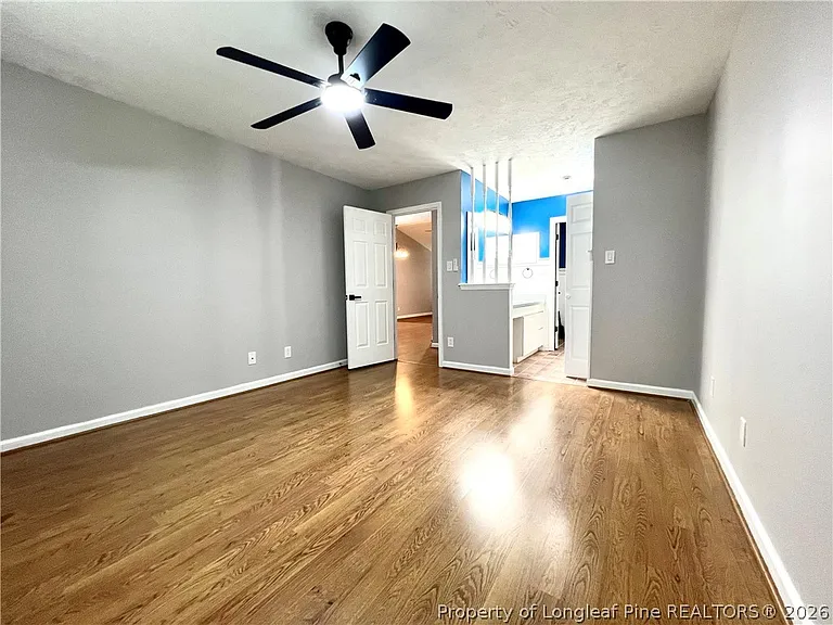 2105 Wexford Oaks Ct — Photo 32