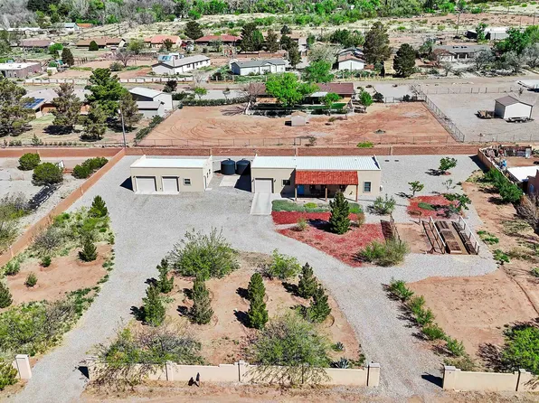 7 Calle Flores, La Luz, NM 88337