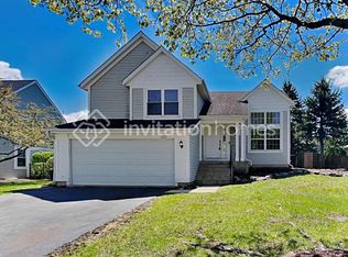 1323 Locust Ct, Grayslake, IL 60030