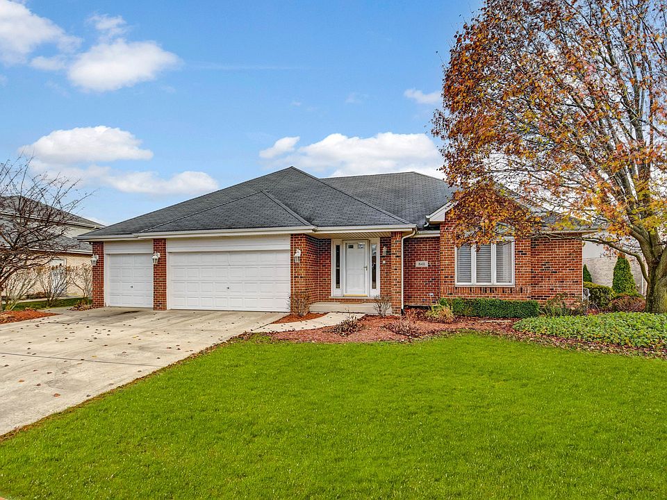 1st image of 8411 Hollybrook Ln