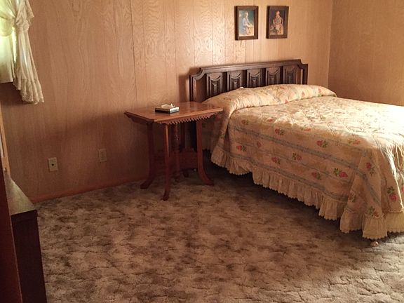 Front corner bedroom