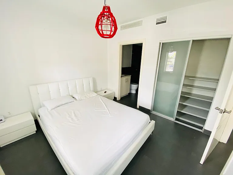 1602 Euclid Ave #104 — Photo 9