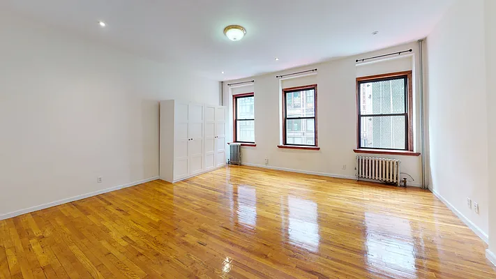 Rented by Keller Williams NYC | media 9