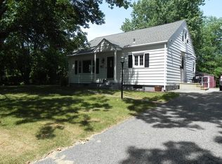 90 Brittany Rd, Springfield, MA 01151