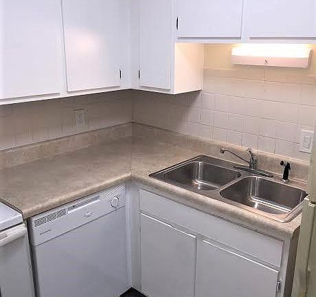4th image of 150 41st Ave N APT 309