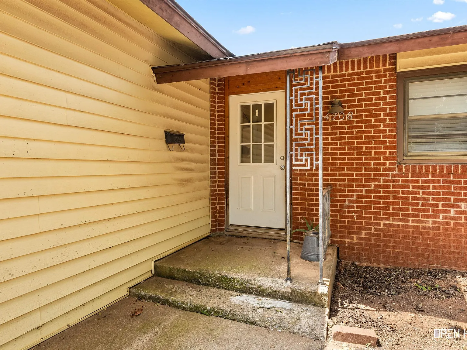 3 bed, 1.5 bath, 1536 sqft, $1,350 — Photo 3