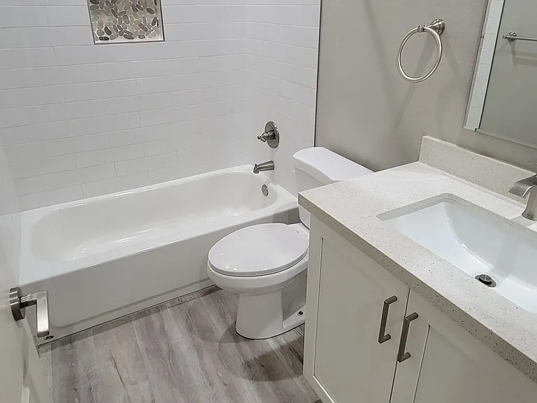 8017 S 6th Dr — Photo 21