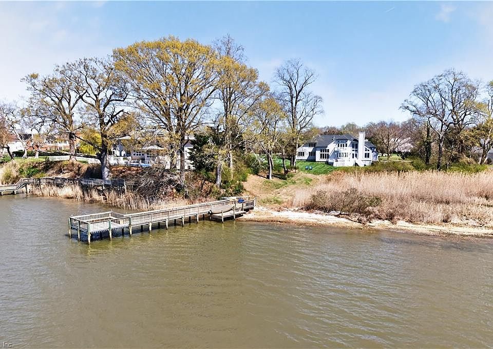 1st image of 118 Sleepy Point Way