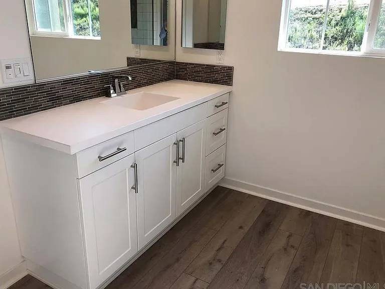 9020 Hightail Dr — Photo 19