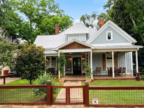 79 Georgia Avenue, Commerce, GA 30529