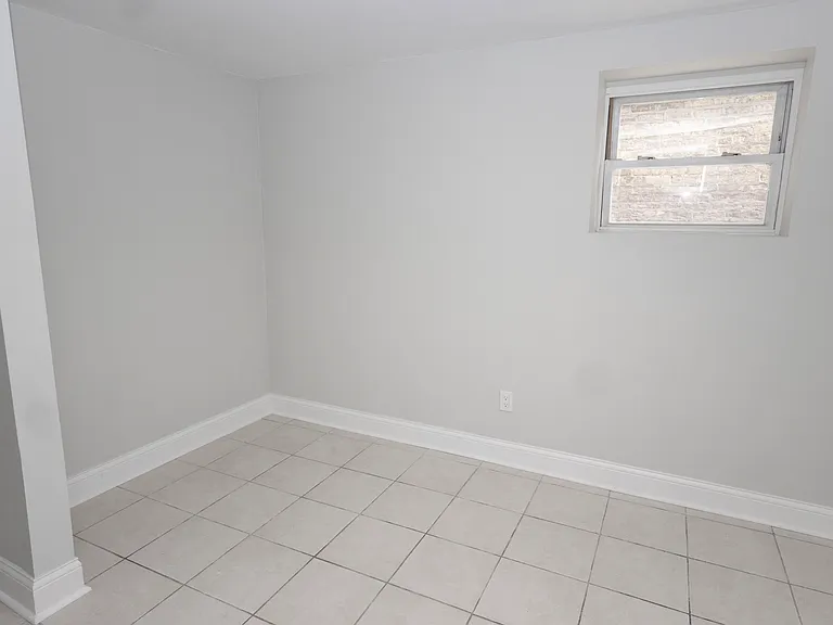 5216 W Newport Ave #G — Photo 15