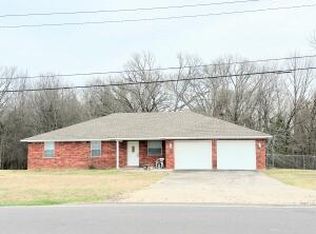 1317 S Crawford St, Oark, AR 72830