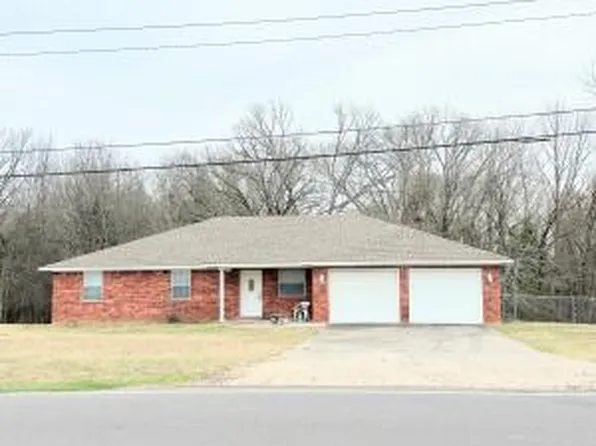 1317 S Crawford St, Oark, AR 72830
